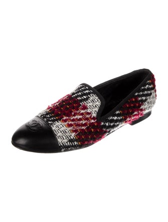 Chanel 2016 Interlocking CC Logo Loafers