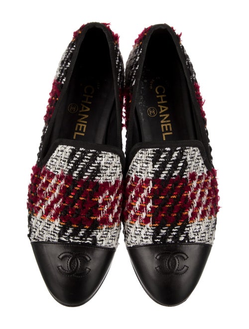 Chanel 2016 Interlocking CC Logo Loafers