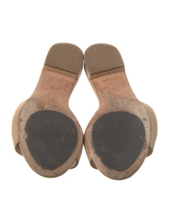 Chanel 2019 Interlocking CC Logo Slides