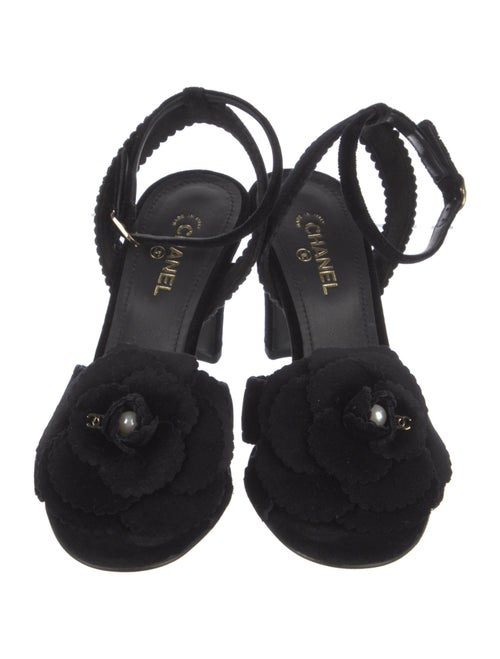 Chanel 2024 Interlocking CC Logo Slingback Sandals
