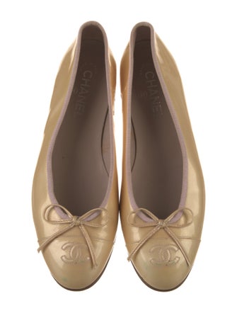 Chanel 2009 Interlocking CC Logo Ballet Flats