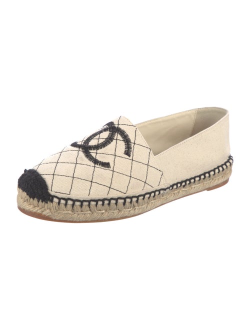 Chanel 2019 Interlocking CC Logo Espadrilles