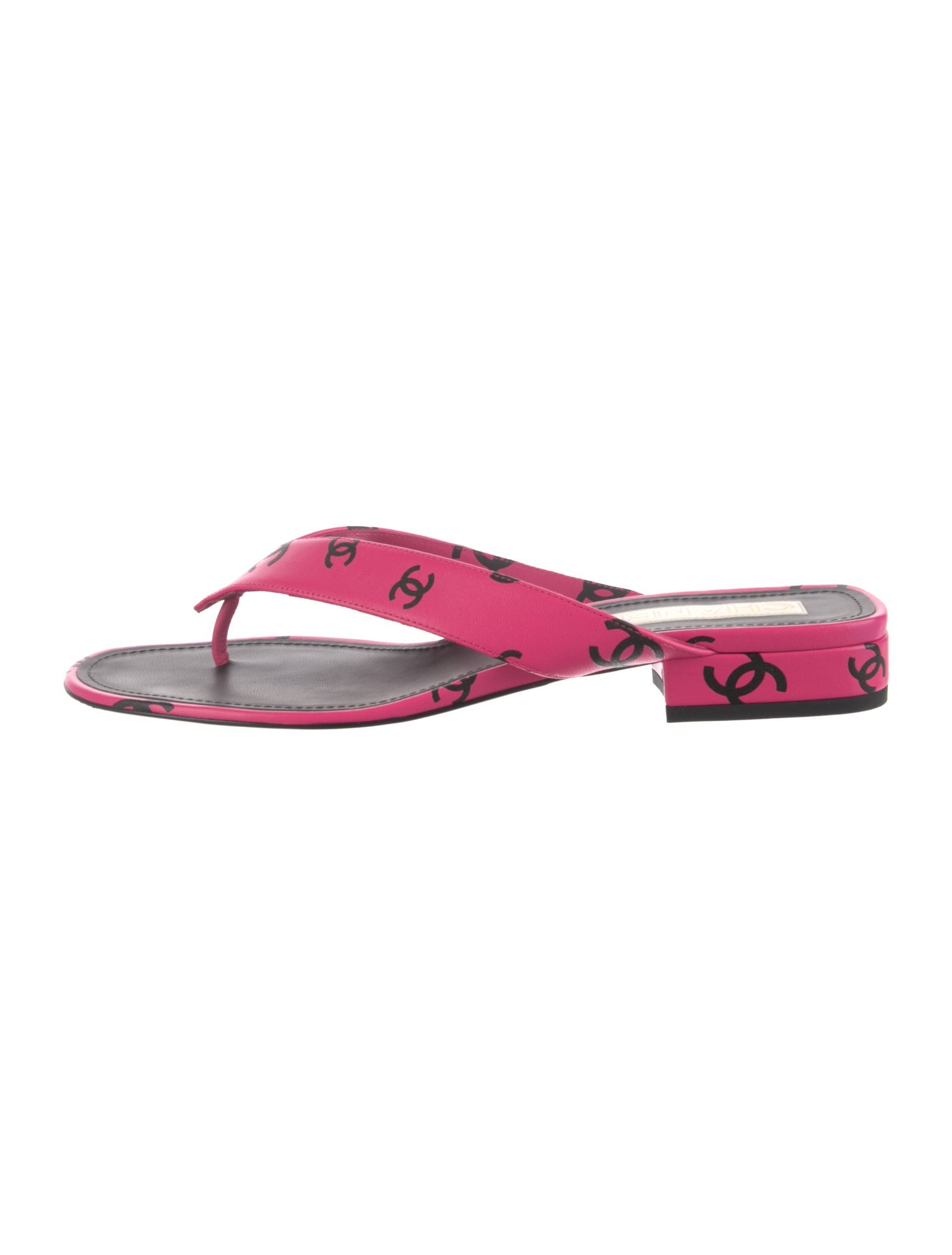Chanel 2022 Interlocking CC Logo Flip Flops