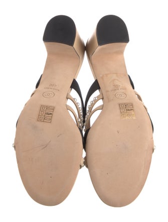 Chanel 2020 Interlocking CC Logo Slides