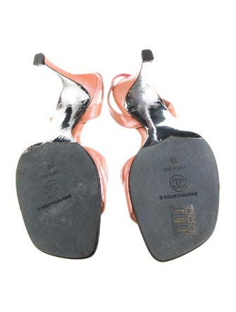 Chanel Quilted Pattern Patent Leather Slingback Sandals