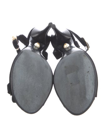 Chanel 2002 Interlocking CC Logo Slingback Sandals