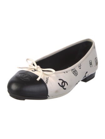 Chanel 2023 Interlocking CC Logo Ballet Flats