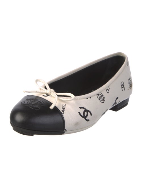 Chanel 2023 Interlocking CC Logo Ballet Flats