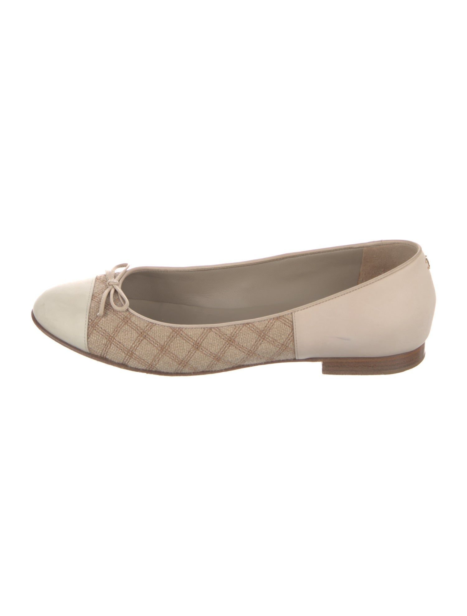 Chanel 2014 Interlocking CC Logo Ballet Flats