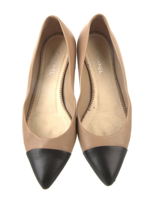 Chanel Interlocking CC Logo Leather Ballet Flats