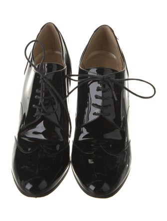 Chanel 2017 Interlocking CC Logo Pumps