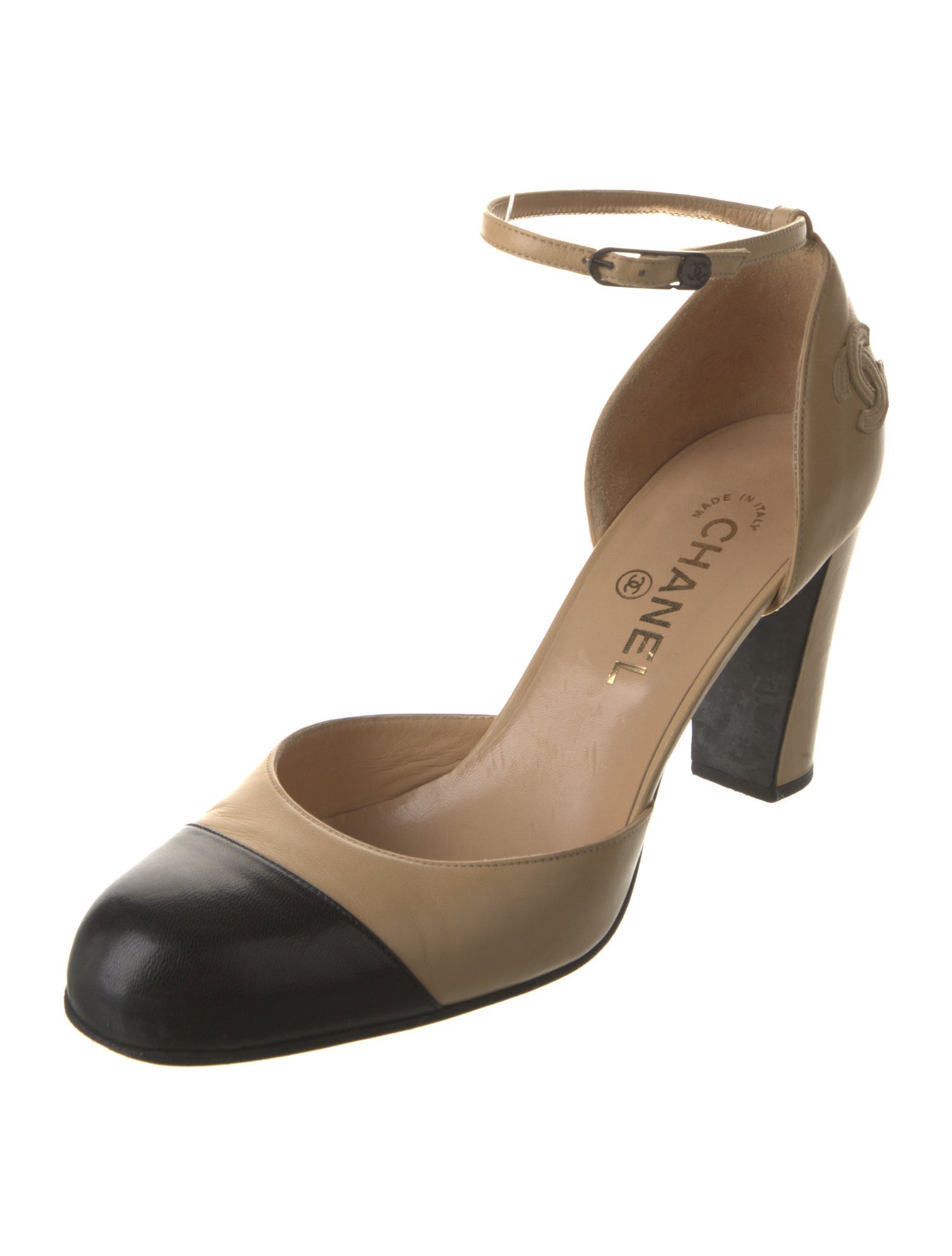 Chanel Interlocking CC Logo Leather D'Orsay Pumps