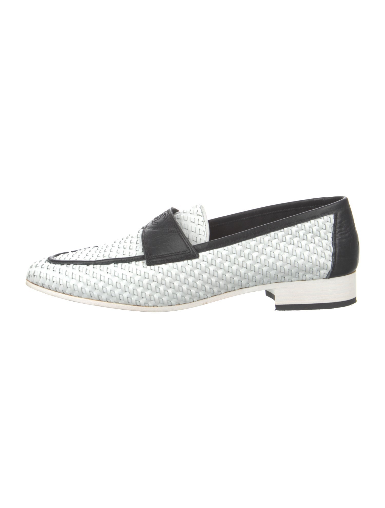 Chanel 2017 Interlocking CC Logo Loafers