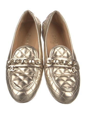 Chanel 2021 Interlocking CC Logo Loafers