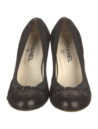 Chanel Interlocking CC Logo Suede Pumps