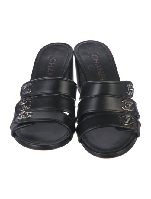 Chanel 2019 Interlocking CC Logo Slides