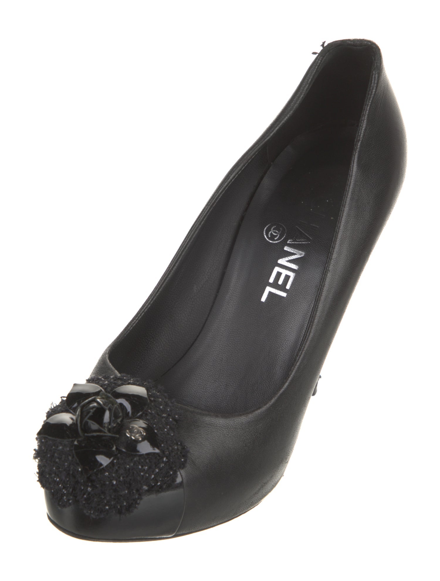 Chanel Interlocking CC Logo Lambskin Pumps
