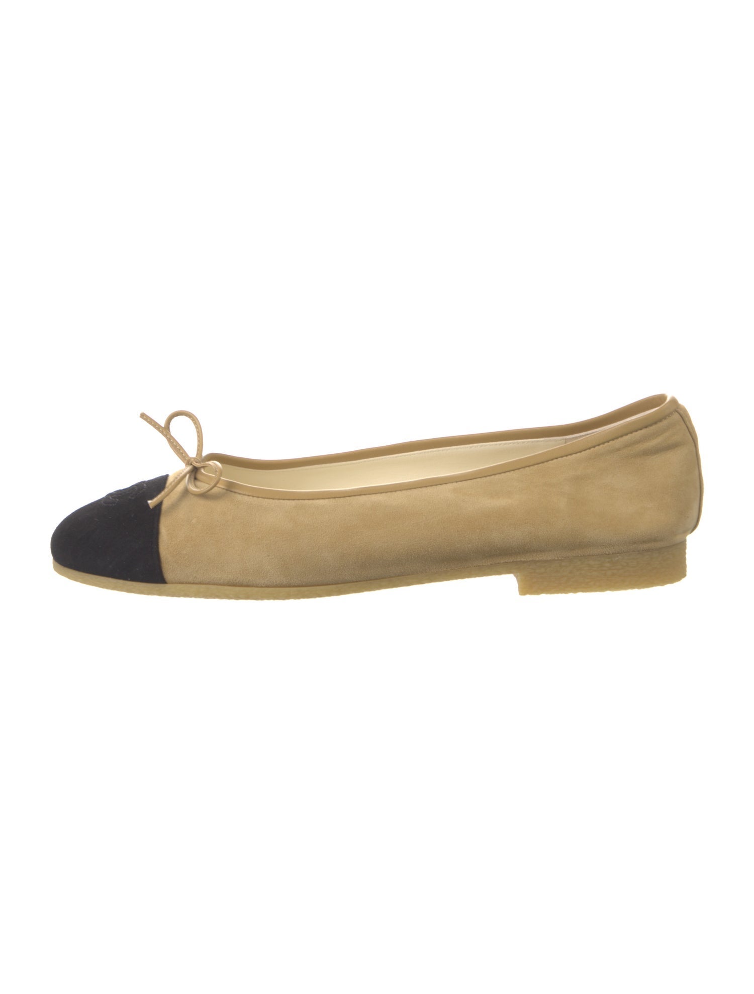Chanel 2024 Interlocking CC Logo Ballet Flats