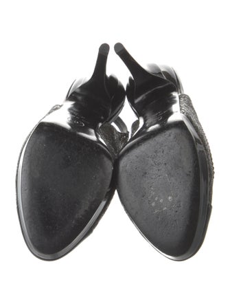 Chanel 2009 Interlocking CC Logo Slingback Pumps