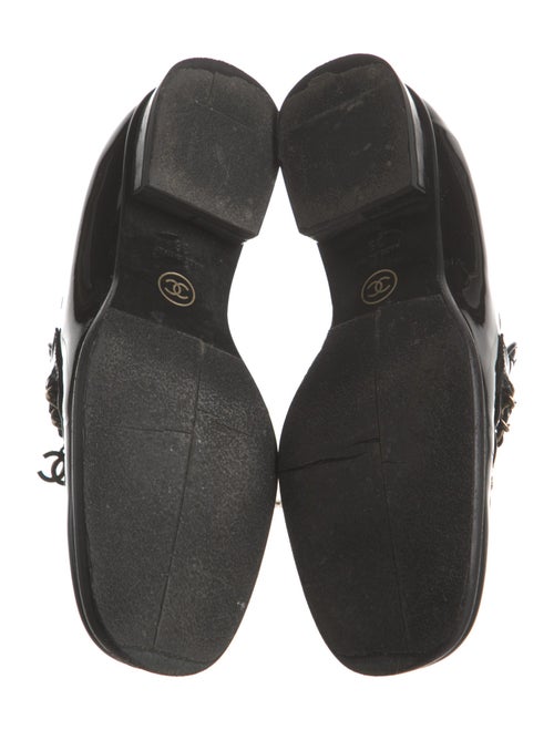 Chanel 2019 Interlocking CC Logo Loafers