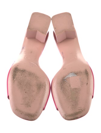 Chanel Interlocking CC Logo Patent Leather Slides