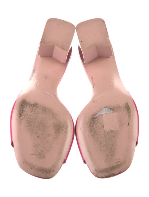 Chanel Interlocking CC Logo Patent Leather Slides