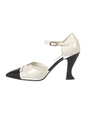 Chanel 2018 Interlocking CC Logo D'Orsay Pumps