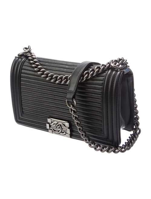 Chanel Horizontal Quilted Medium Boy Bag