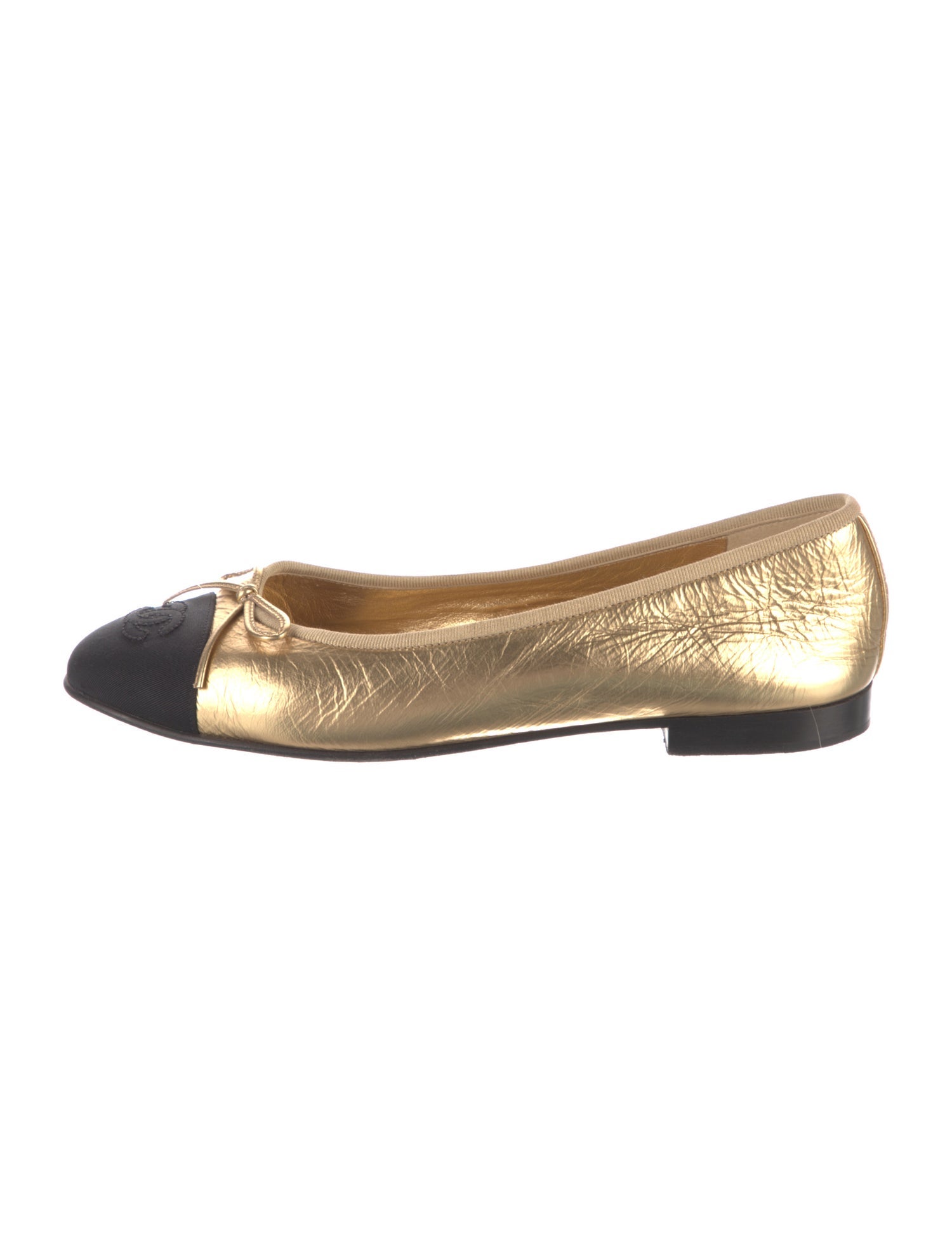 Chanel Interlocking CC Logo Leather Ballet Flats