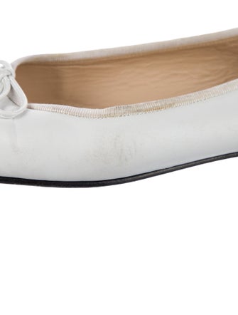 Chanel Interlocking CC Logo Leather Ballet Flats