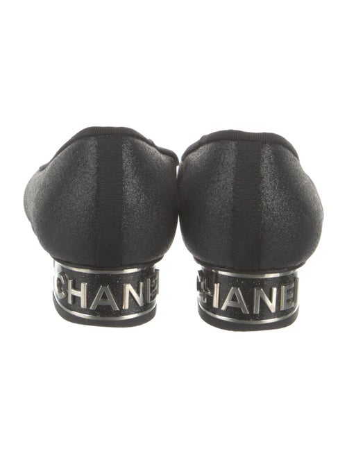 Chanel 2018 Interlocking CC Logo Pumps