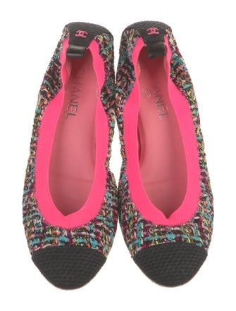 Chanel 2013 Interlocking CC Logo Ballet Flats