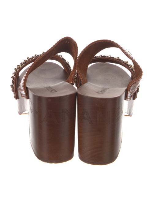 Chanel Interlocking CC Logo Patent Leather Slides