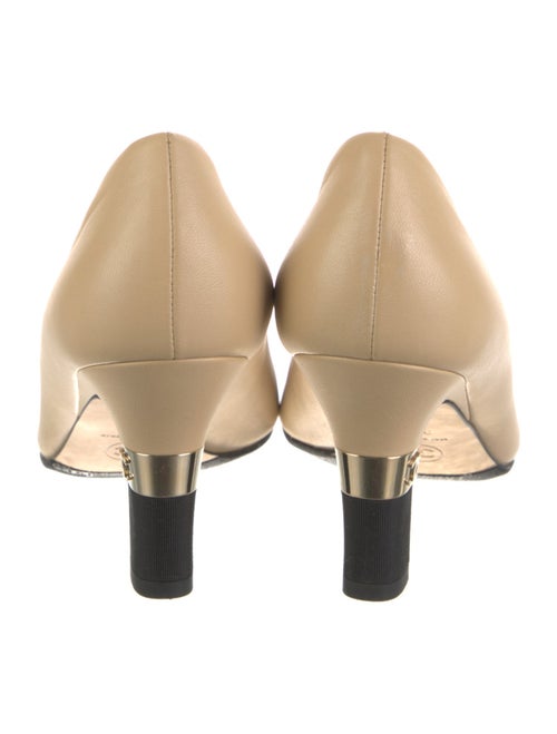 Chanel 2020 Interlocking CC Logo Pumps