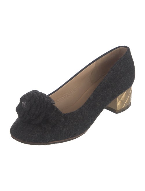 Chanel 2015 Interlocking CC Logo Pumps