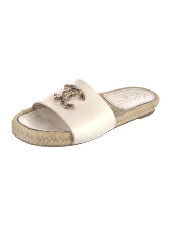 Chanel 2017 Interlocking CC Logo Espadrilles