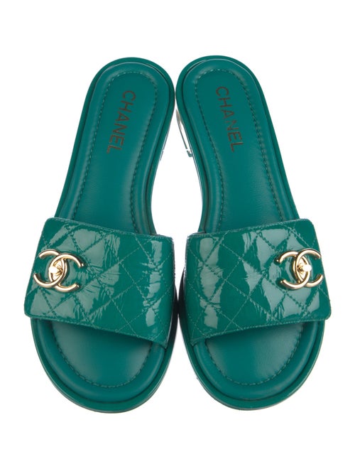 Chanel 2023 Interlocking CC Logo Slides