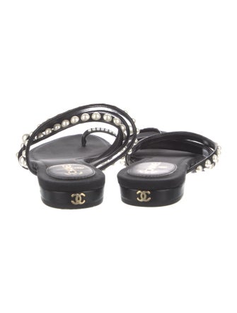 Chanel 2016 Interlocking CC Logo Slides