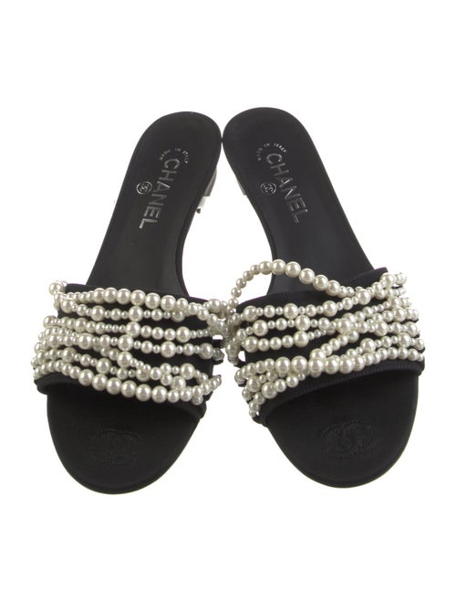 Chanel 2017 Interlocking CC Logo Flats