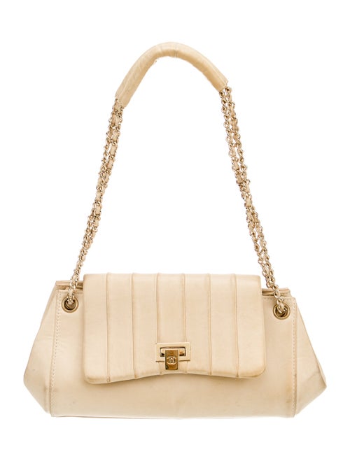 Chanel Vertical Quilt Accordion Flap Bag