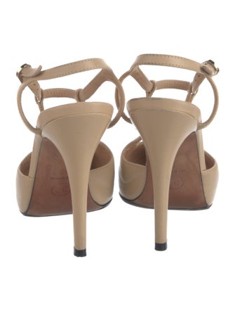 Chanel 2018 Interlocking CC Logo T-Strap Pumps