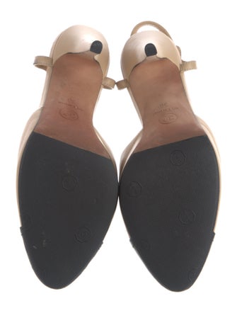 Chanel 2018 Interlocking CC Logo T-Strap Pumps