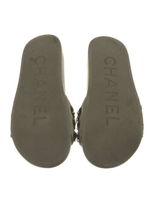 Chanel Interlocking CC Logo Canvas Slides