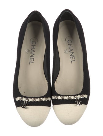 Chanel Interlocking CC Logo Chain-Link Accents Ballet Flats