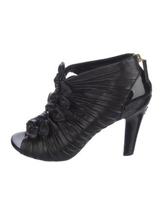 Chanel 2018 Interlocking CC Logo Lace-Up Boots