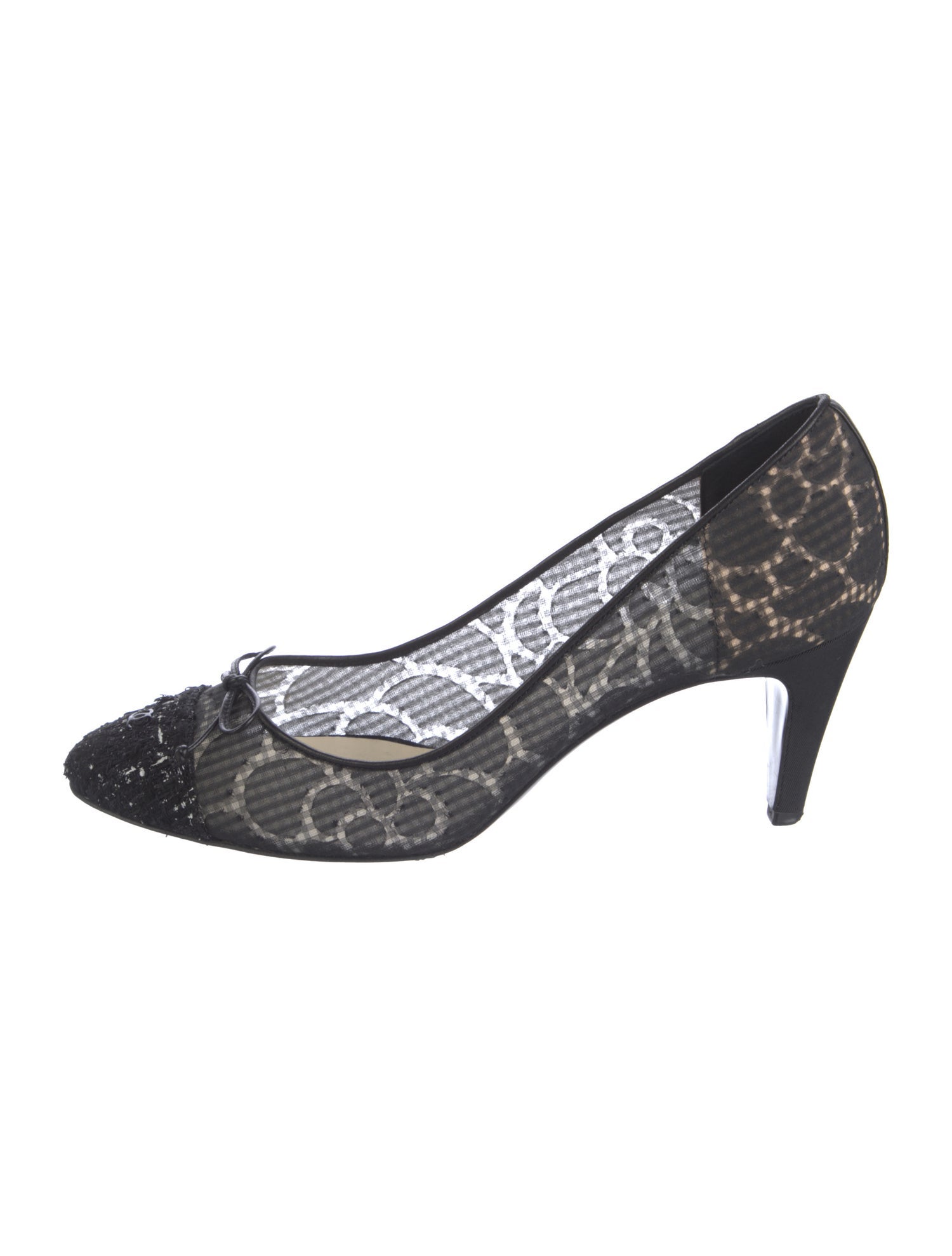 Chanel Interlocking CC Logo Mesh Pumps