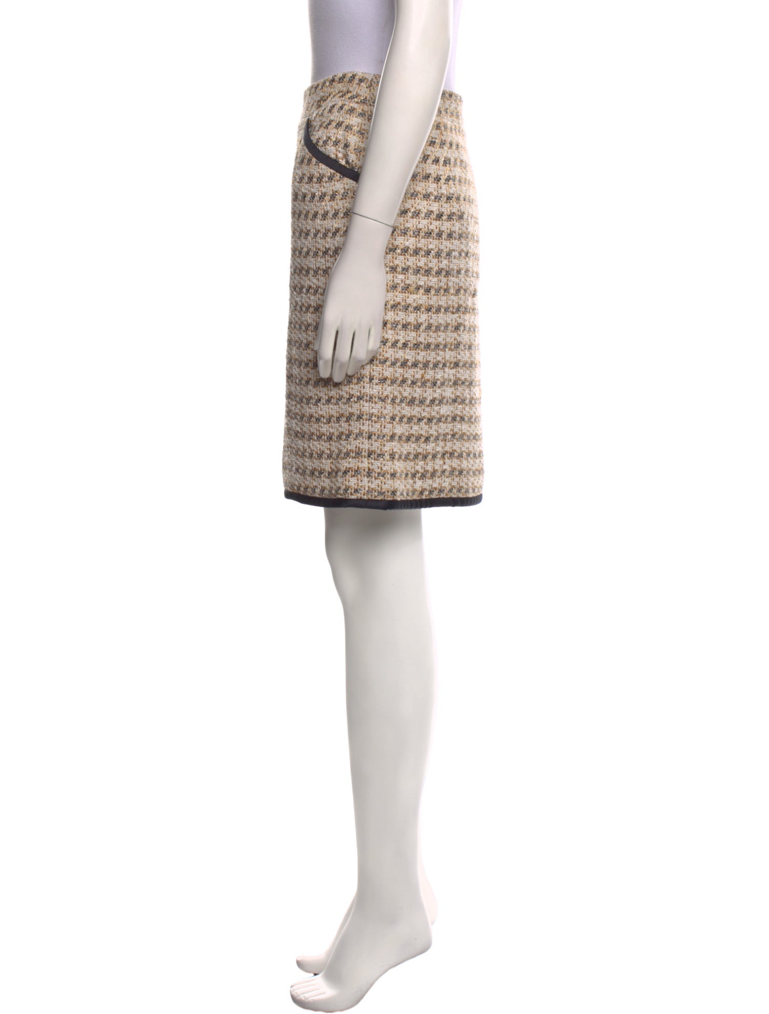 Chanel Vintage Knee-Length Skirt