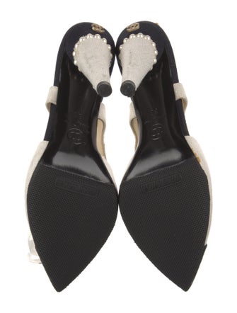 Chanel 2015 Interlocking CC Logo Slingback Pumps