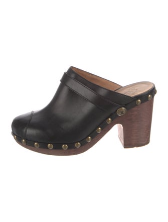 Chanel Interlocking CC Logo Leather Mules