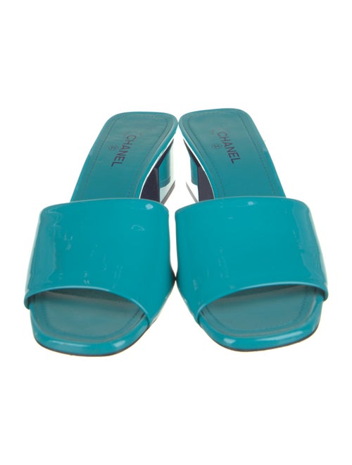 Chanel 2022 Interlocking CC Logo Slides